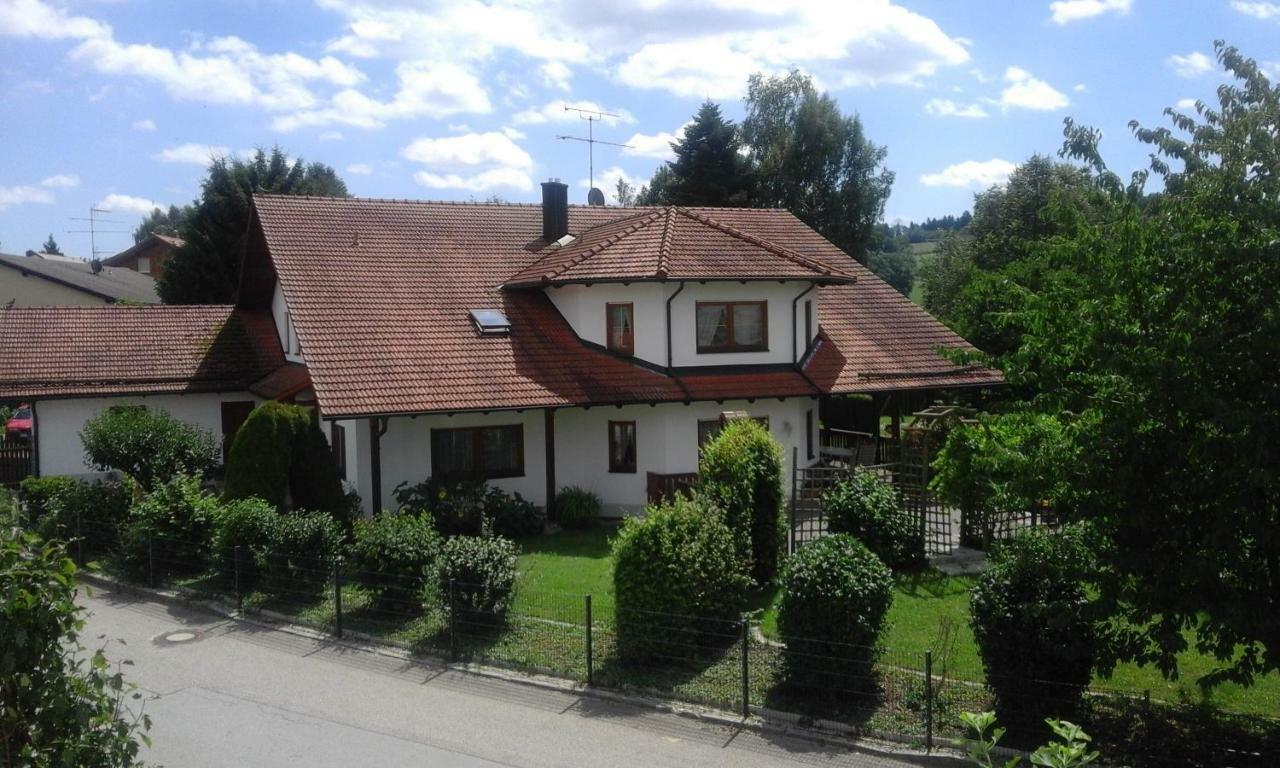 Auszeit-Wohnungen Aidenbach エクステリア 写真