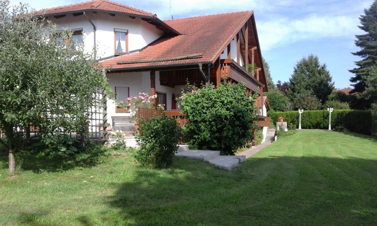 Auszeit-Wohnungen Aidenbach エクステリア 写真