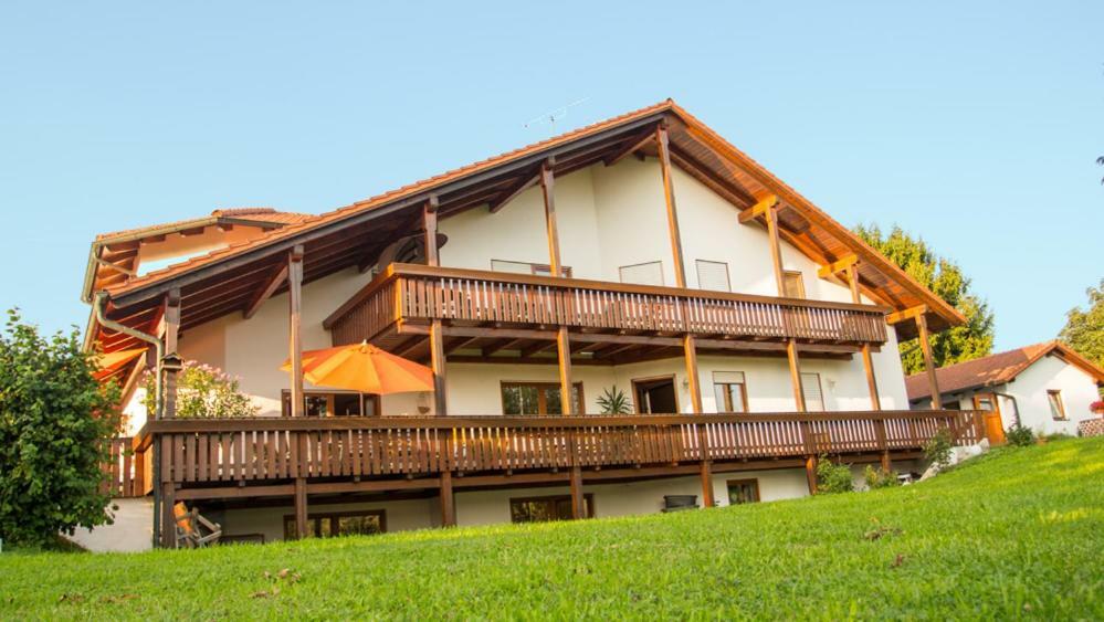 Auszeit-Wohnungen Aidenbach エクステリア 写真